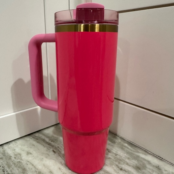 STANLEY THE QUENCHER H2.0 FLOWSTATE™ TUMBLER | 30 OZ in PINK PARADE (SOLD OUT) - Picture 7 of 9
